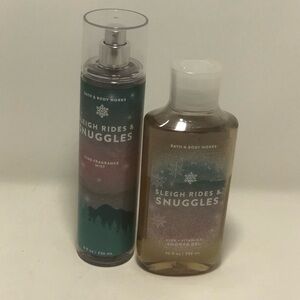 Bath & Body Works Sleigh Rides & Snuggles Shower Gel and Fragrance Mist Set